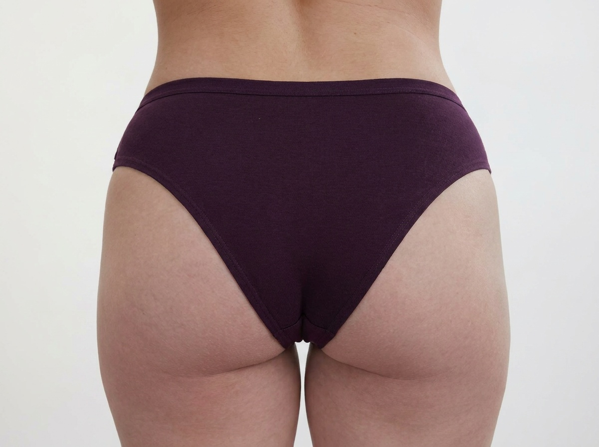 Slip Thong &mdash; Prune